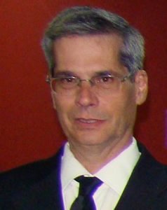 Dr. Carlos Eduardo da Rocha Santos