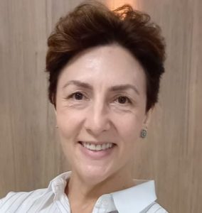Dra. Luciana Carreira